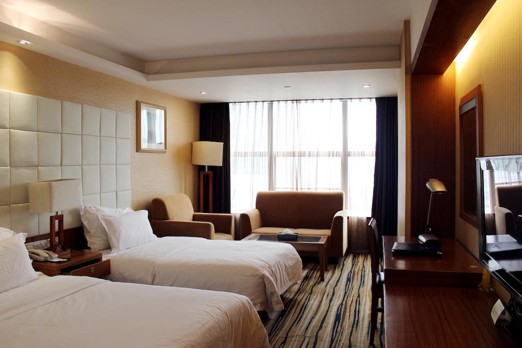 Shenzhen Luohu Railway Station Hotel - Commercial Building Номер фото