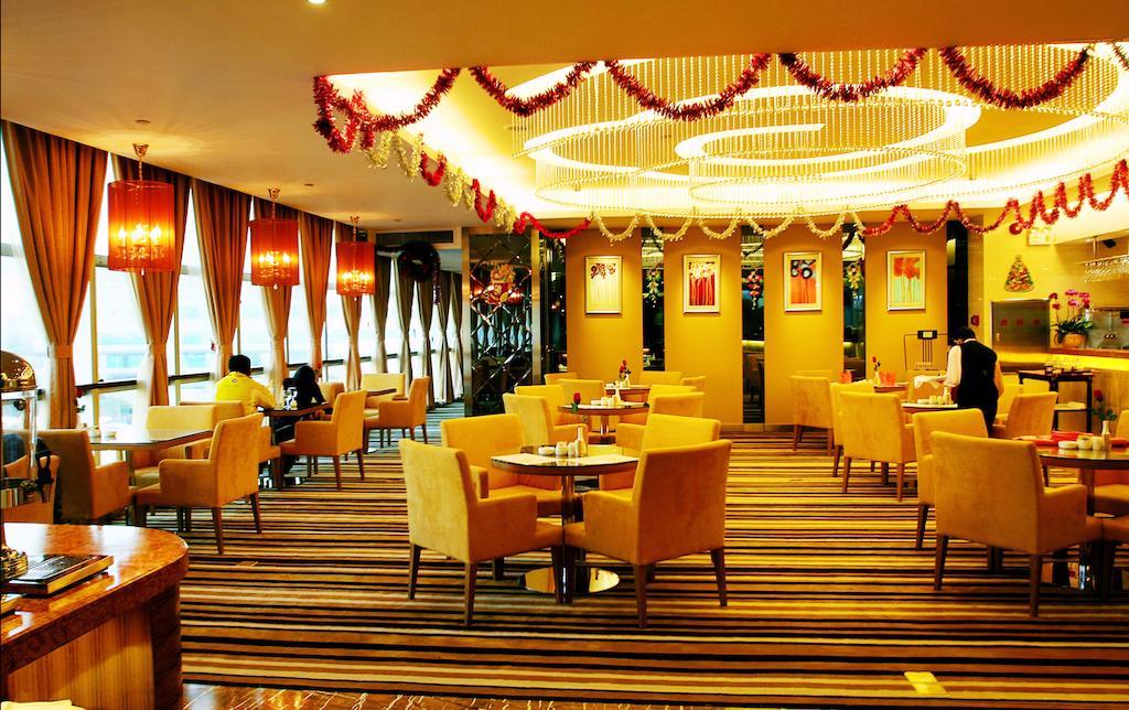 Shenzhen Luohu Railway Station Hotel - Commercial Building Экстерьер фото